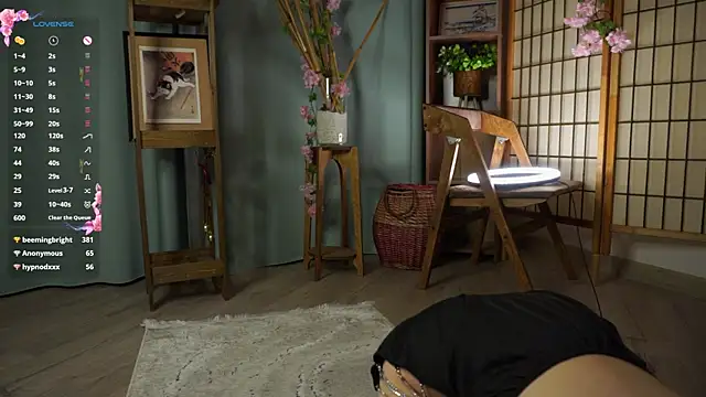 DawnAtwood online show from 02.11.25