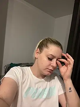 Snapshot of jasminexx21 chatting on 09.23.25 jasminexx21 online show from 09.23.25