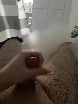 Snapshot of Loco42- chatting on 12.20.25 Loco42- online show from 12.20.25