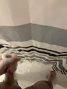 Snapshot of Loco42- chatting on 02.26.26 Loco42- online show from 02.26.26