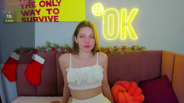 marie reyes  online show from 12.19.24