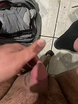 Snapshot of edgher646 chatting on 01.04.25 edgher646 online show from 01.04.25