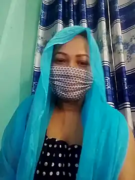 Snapshot of Bithi-Ray chatting on 12.26.24 Bithi-Ray online show from 12.26.24