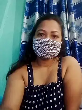 Snapshot of Bithi-Ray chatting on 12.27.24 Bithi-Ray online show from 12.27.24