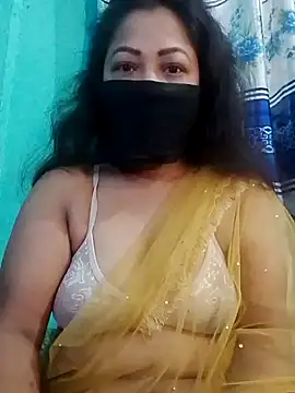 Snapshot of Bithi-Ray chatting on 12.29.24 Bithi-Ray online show from 12.29.24