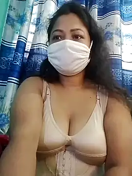 Snapshot of Bithi-Ray chatting on 12.31.24 Bithi-Ray online show from 12.31.24