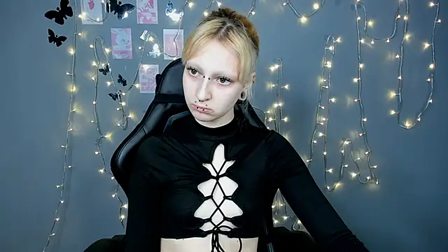 Lexy-Woorhez online show from 02.03.25