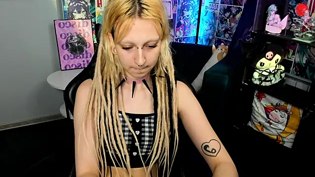 Lexy-Woorhez online show from 03.15.25