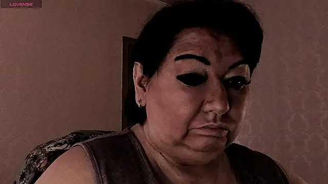 SexxyDreams1 online show from 02.13.26