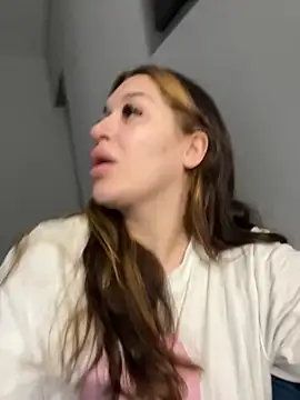 VikiDemi online show from 09.11.25