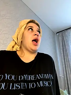 VikiDemi online show from 10.01.25