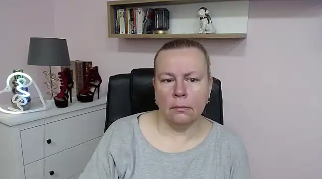 Snapshot of NancyCREAM chatting on 03.08.25 NancyCREAM online show from 03.08.25