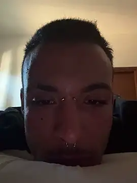 Snapshot of FTM98xxx chatting on 01.24.25 FTM98xxx online show from 01.24.25