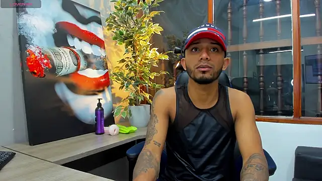 Snapshot of Robin_Rief chatting on 01.18.25 Robin Rief online show from 01.18.25