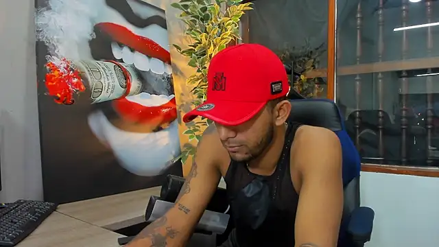 Snapshot of Robin_Rief chatting on 01.21.25 Robin Rief online show from 01.21.25