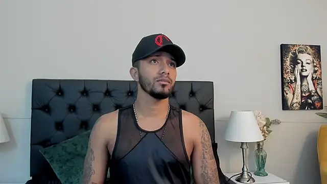 Snapshot of Robin_Rief chatting on 09.17.25 Robin Rief online show from 09.17.25