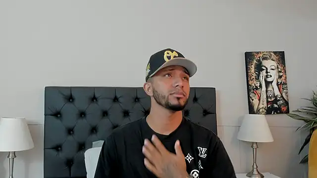 Snapshot of Robin_Rief chatting on 09.29.25 Robin Rief online show from 09.29.25