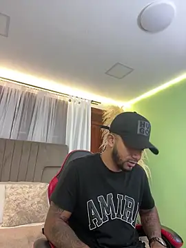 Robin Rief online show from 12.20.25