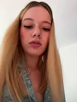 NicoleCut online show from 02.27.25