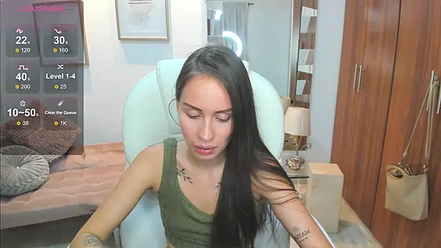 Snapshot of kiim_sweett chatting on 01.03.25 kiim sweett online show from 01.03.25