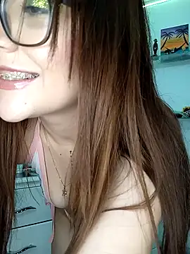 Luna SofiaXX online show from 02.05.25