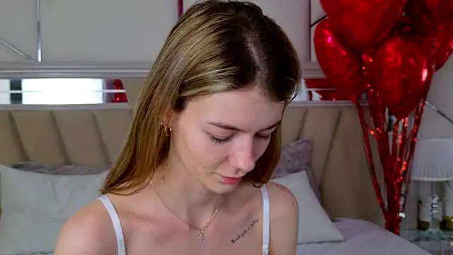 MeganMour online show from 02.19.25