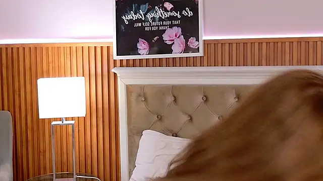 MeganMour online show from 03.04.25