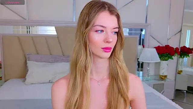 MeganMour online show from 04.13.26