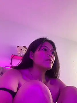 Snapshot of mariana_21x chatting on 01.13.25 mariana 21x online show from 01.13.25