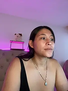 Snapshot of mariana_21x chatting on 01.18.25 mariana 21x online show from 01.18.25