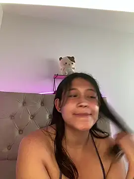 Snapshot of mariana_21x chatting on 02.27.25 mariana 21x online show from 02.27.25