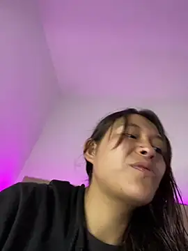 Snapshot of mariana_21x chatting on 02.28.25 mariana 21x online show from 02.28.25