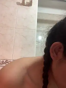 Snapshot of mariana_21x chatting on 03.12.25 mariana 21x online show from 03.12.25