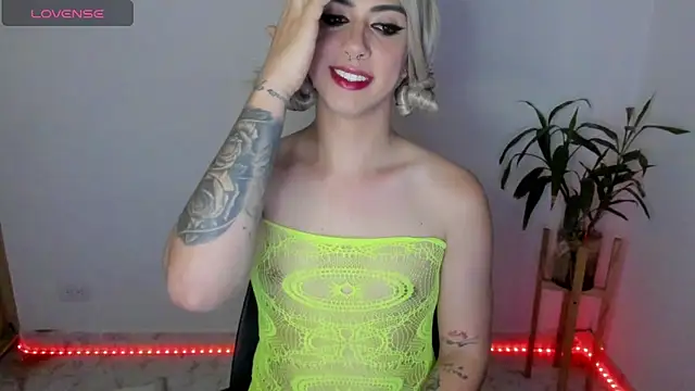 ashley sans2000 online show from 11.28.25