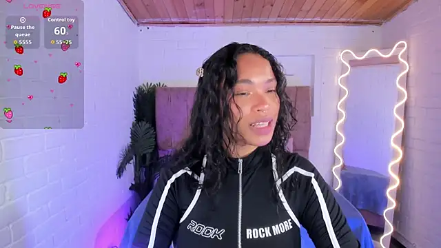 penelope tay1 online show from 11.21.25