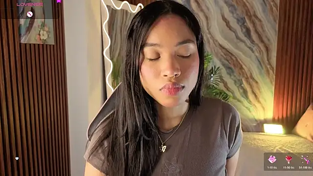 Snapshot of penelope_tay1 chatting on 05.17.26 penelope tay1 online show from 05.17.26