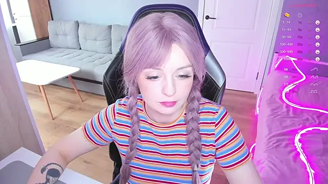 Amy honey angel online show from 10.22.25