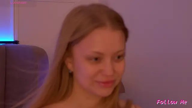 DorisHell online show from 12.17.25