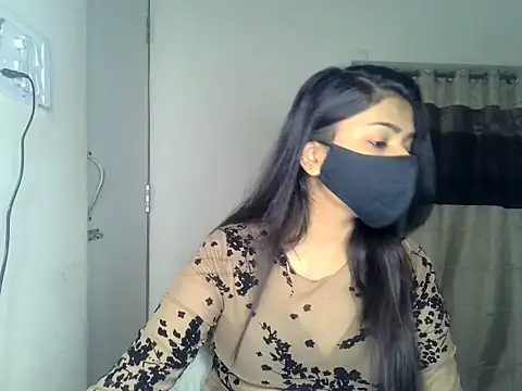 Snapshot of kritikadoll chatting on 03.26.26 kritikadoll online show from 03.26.26