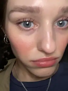 Mia Mia M online show from 03.12.26