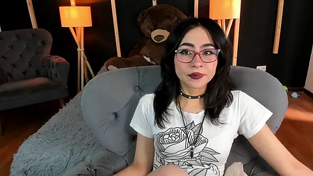 vampy dolll online show from 12.13.24