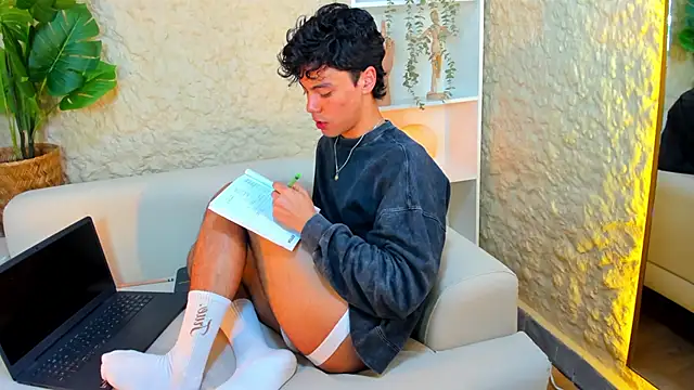 Dammon Stallion online show from 01.10.25