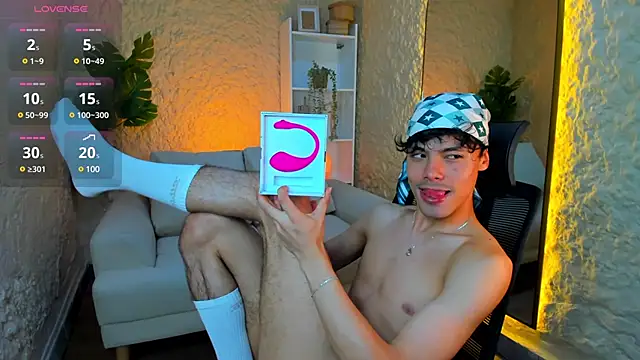 Dammon Stallion online show from 01.12.25