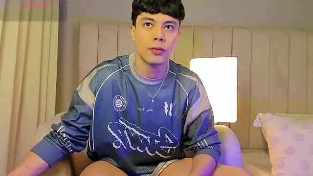 Snapshot of Dammon_Stallion chatting on 11.18.25 Dammon Stallion online show from 11.18.25