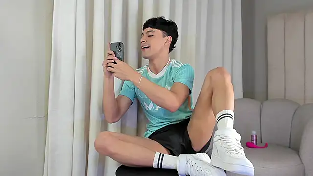 Snapshot of Dammon_Stallion chatting on 11.19.25 Dammon Stallion online show from 11.19.25