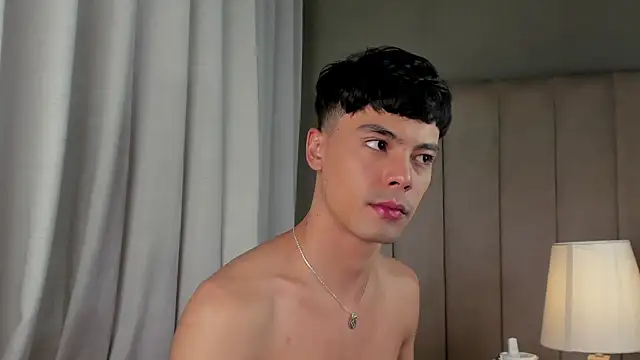 Snapshot of Dammon_Stallion chatting on 12.19.25 Dammon Stallion online show from 12.19.25