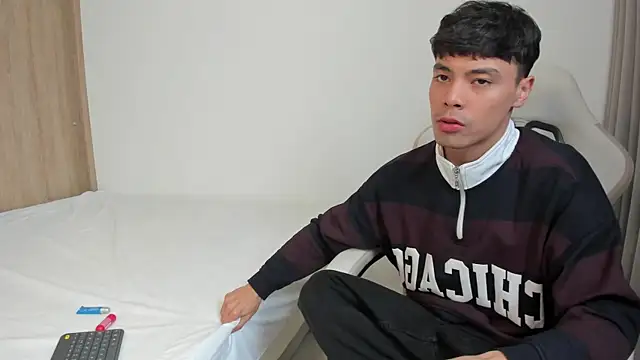 Snapshot of Dammon_Stallion chatting on 01.13.26 Dammon Stallion online show from 01.13.26