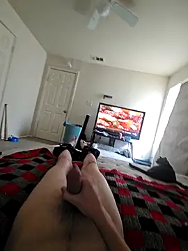 Snapshot of SmoknDog chatting on 02.22.25 SmoknDog online show from 02.22.25