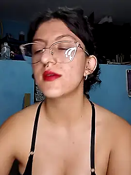 LoveElectra online show from 02.01.25