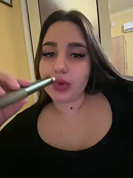 Snapshot of Natalie_21 chatting on 01.10.25 Natalie 21 online show from 01.10.25